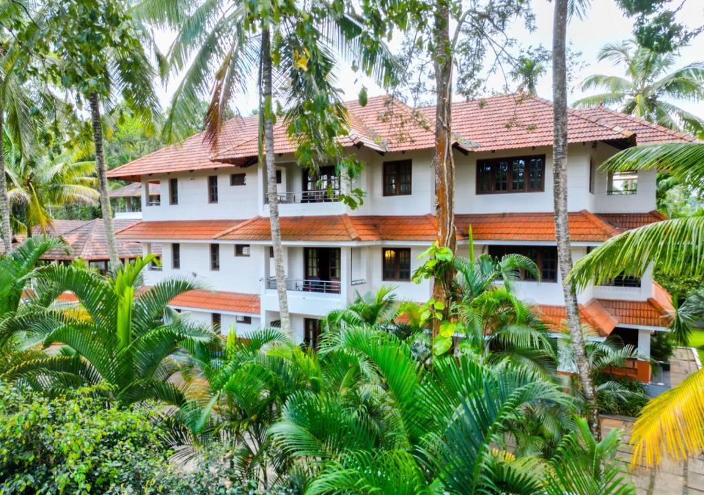 UshaSree Resort by VOYE HOMES x Solis Nature