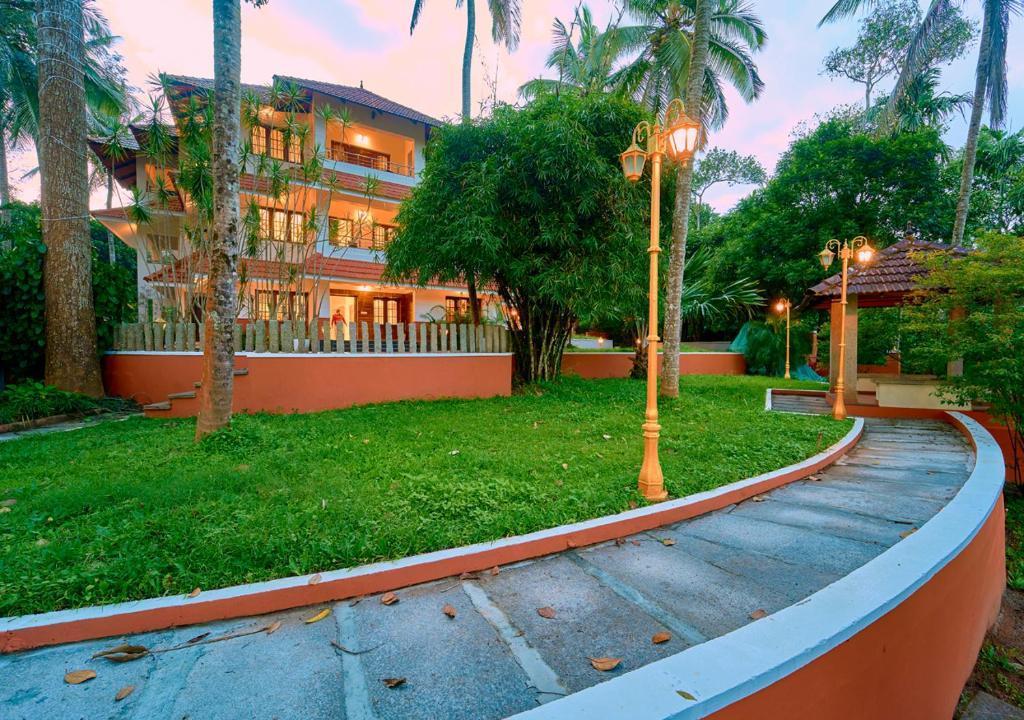 UshaSree Resort by VOYE HOMES x Solis Nature