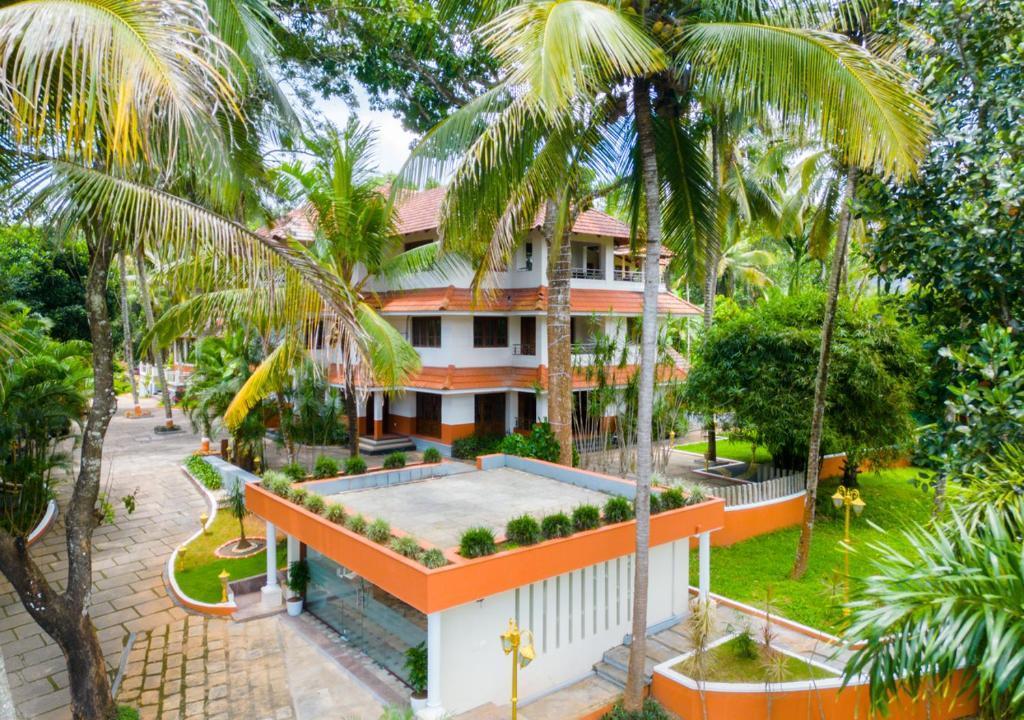 UshaSree Resort by VOYE HOMES x Solis Nature