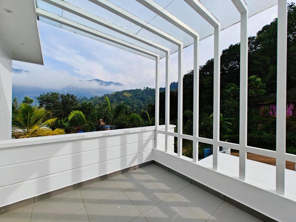 Cool Nest Pool Villa Munnar by VOYE HOMES x Solis Nature