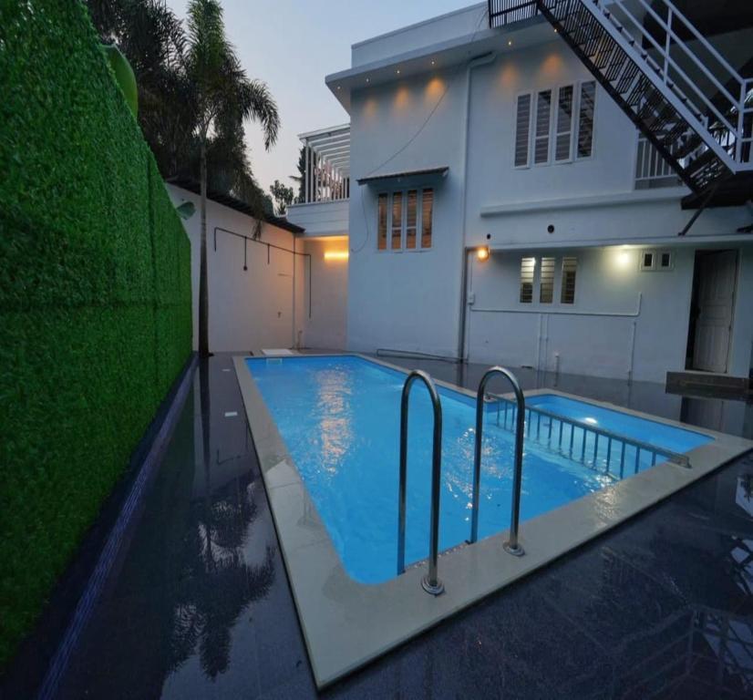 Cool Nest Pool Villa Munnar by VOYE HOMES x Solis Nature