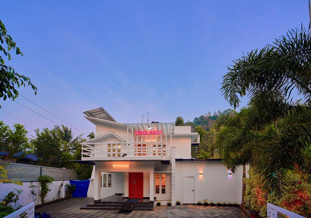 Cool Nest Pool Villa Munnar by VOYE HOMES x Solis Nature