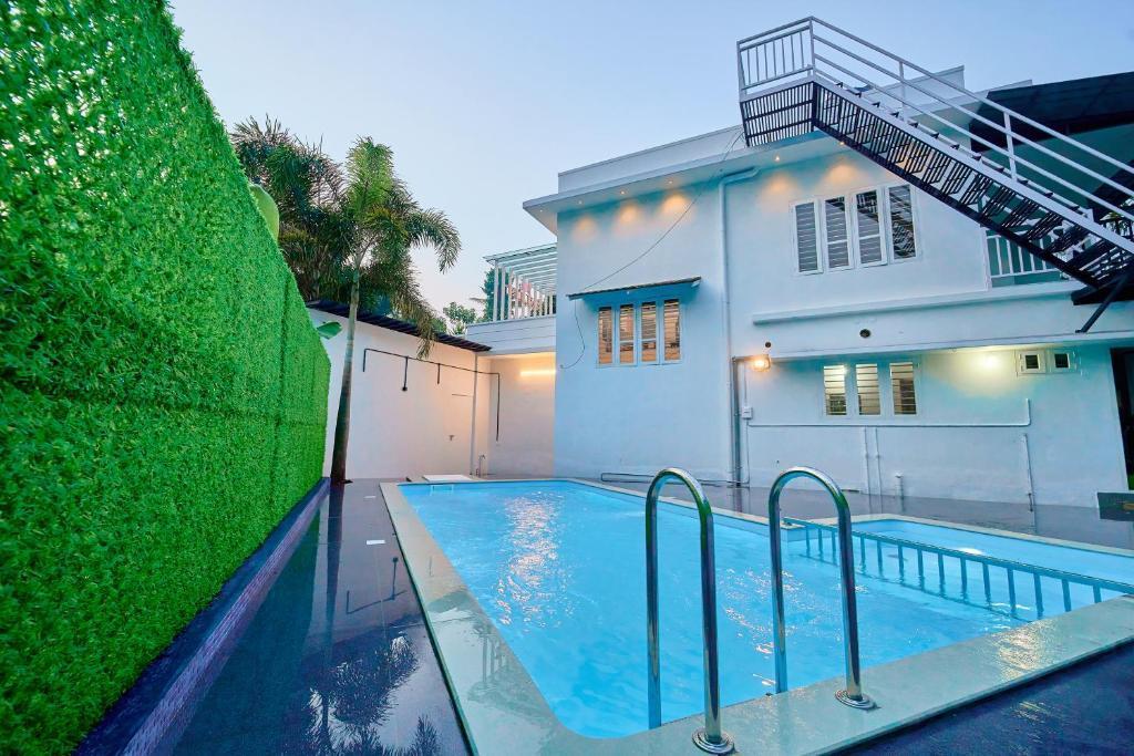 Cool Nest Pool Villa Munnar by VOYE HOMES x Solis Nature