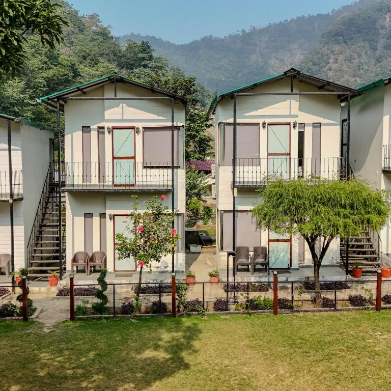 Aspen Riverside Resort x Solis Nature