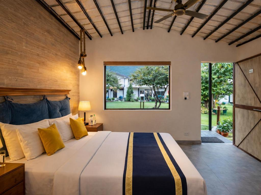 Aspen Riverside Resort x Solis Nature