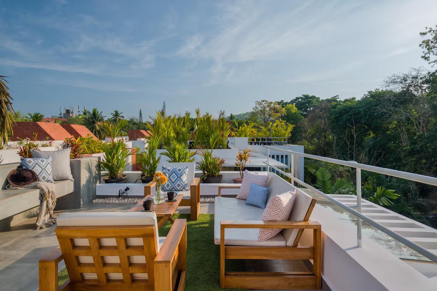 VILLA10 | 5 mins vagator beach | Pvt pool & jacuzzi x Solis Nature