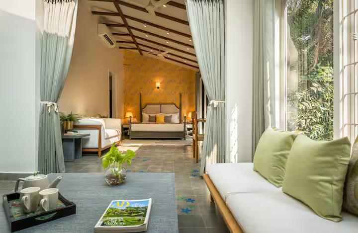 TBK beach villa | Private pool & jacuzzi | Housekeepin x Solis Nature