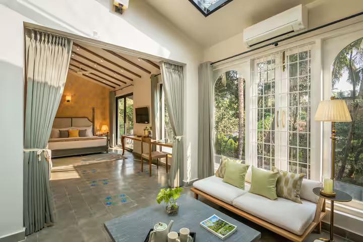 TBK beach villa | Private pool & jacuzzi | Housekeepin x Solis Nature