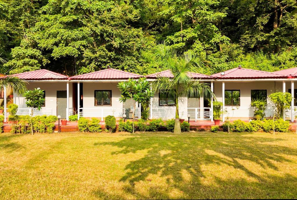 Ekantam Riverside Resort x Solis Nature