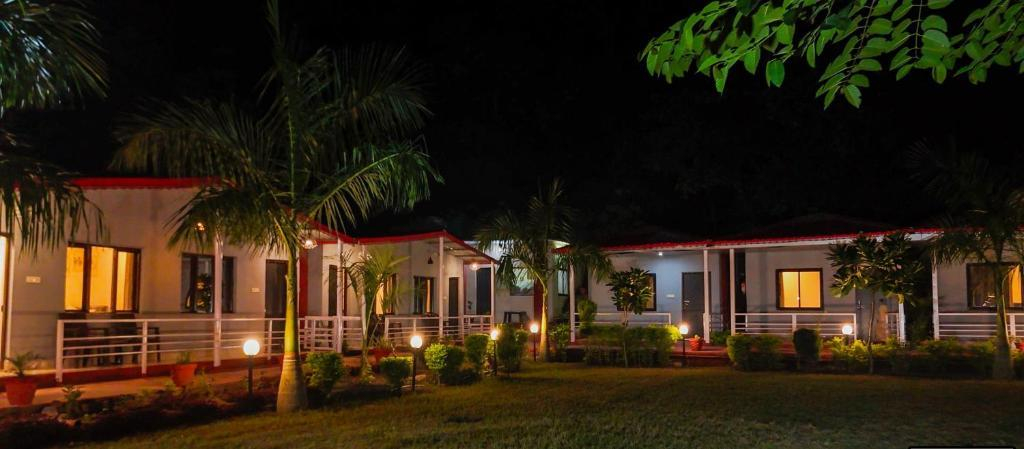 Ekantam Riverside Resort x Solis Nature