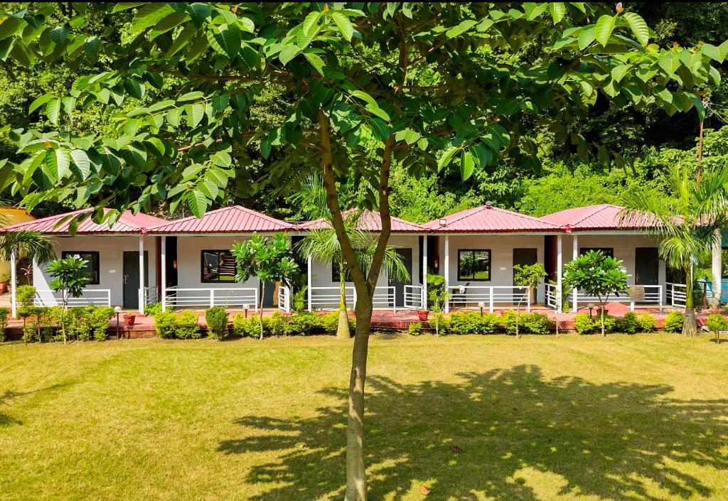 Ekantam Riverside Resort x Solis Nature