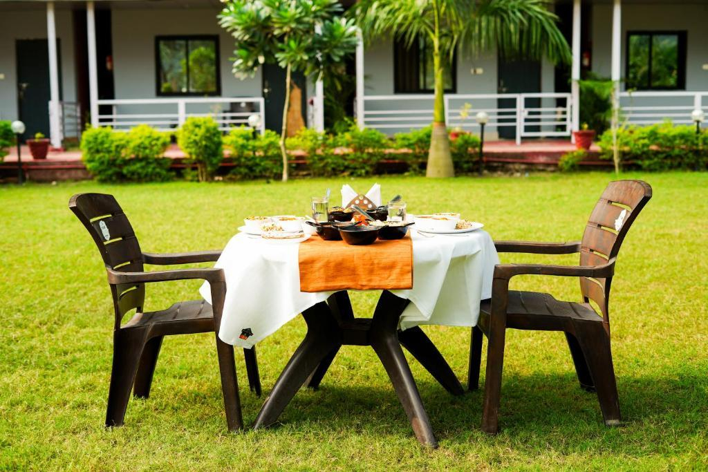 Ekantam Riverside Resort x Solis Nature