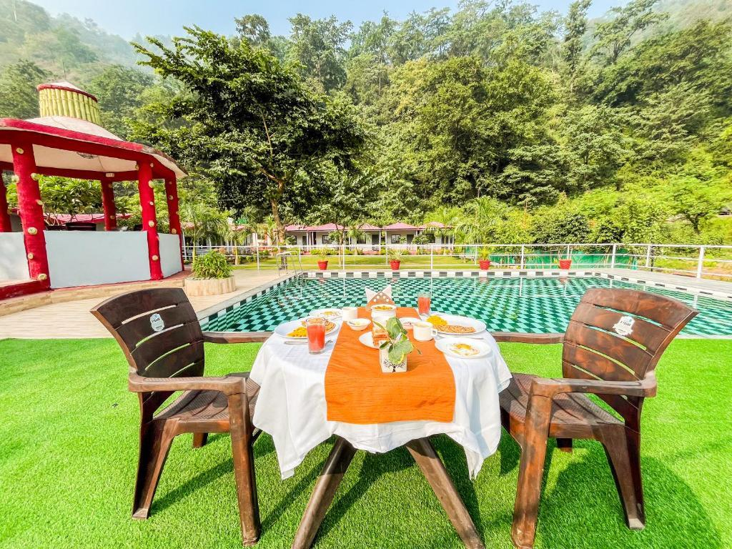 Ekantam Riverside Resort x Solis Nature