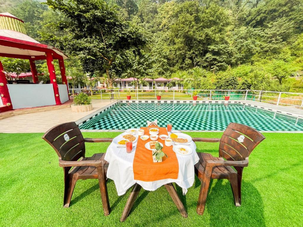 Ekantam Riverside Resort x Solis Nature