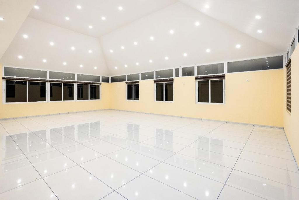 Star Emirates Luxury Resort and Spa, Munnar x Solis Nature