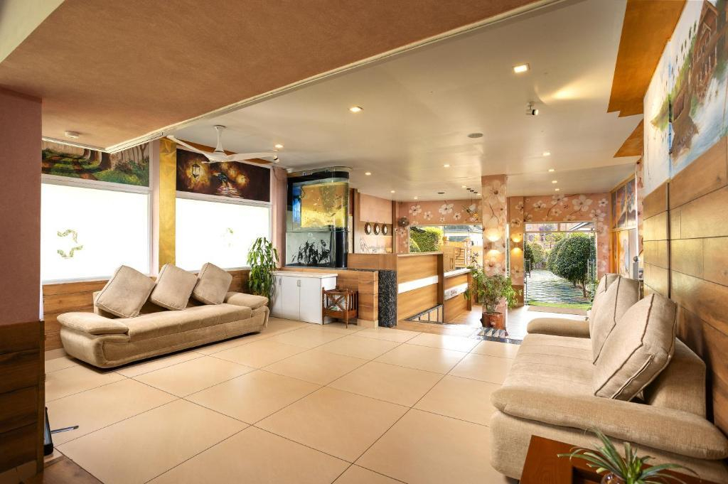 Star Emirates Luxury Resort and Spa, Munnar x Solis Nature