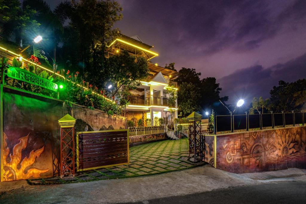 Star Emirates Luxury Resort and Spa, Munnar x Solis Nature