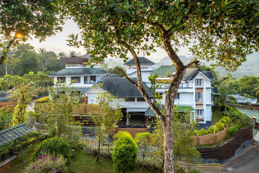 Star Emirates Luxury Resort and Spa, Munnar x Solis Nature