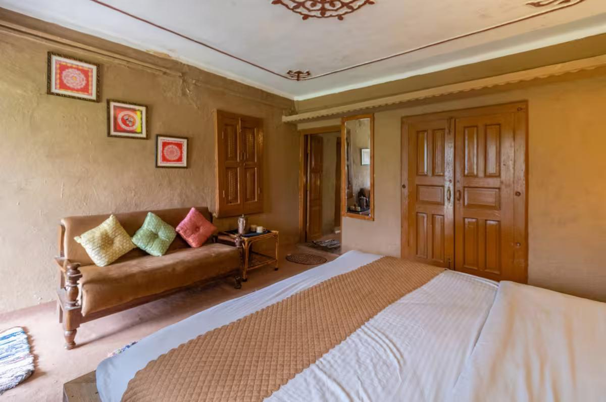 Kumaoni Mud House Retreat x Solis Nature