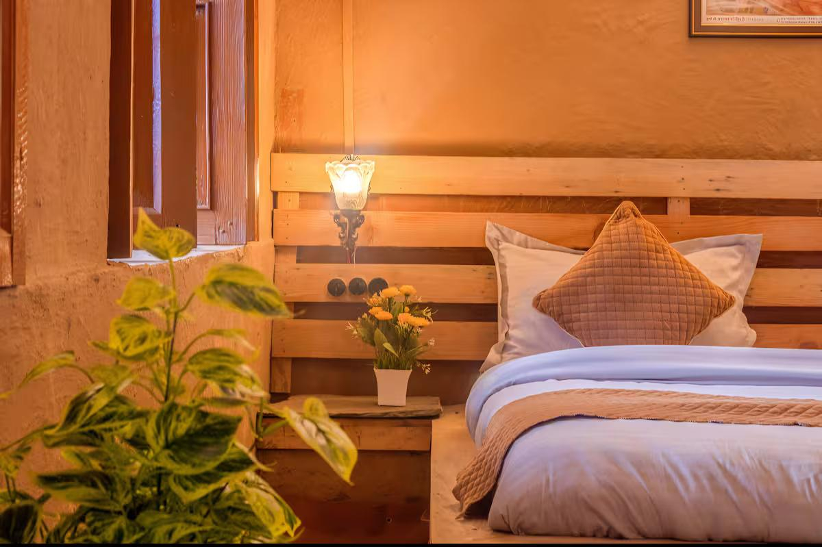 Kumaoni Mud House Retreat x Solis Nature