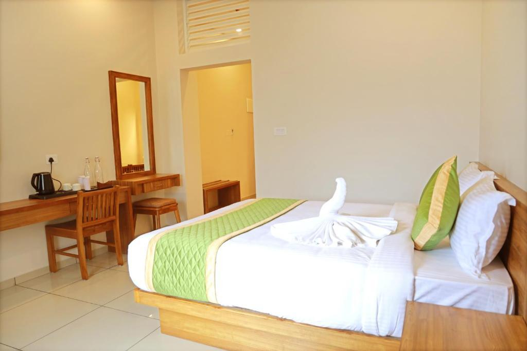 Misty Dale Munnar Resort & Spa x Solis Nature