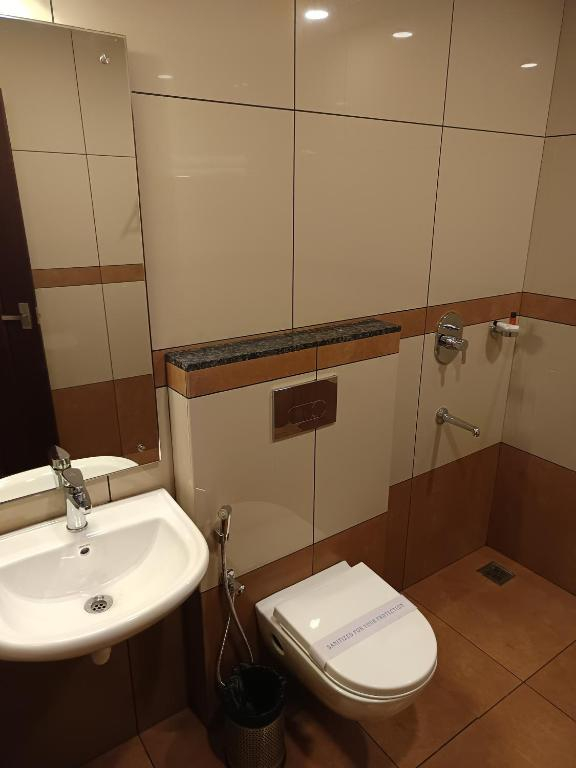 Misty Dale Munnar Resort & Spa x Solis Nature