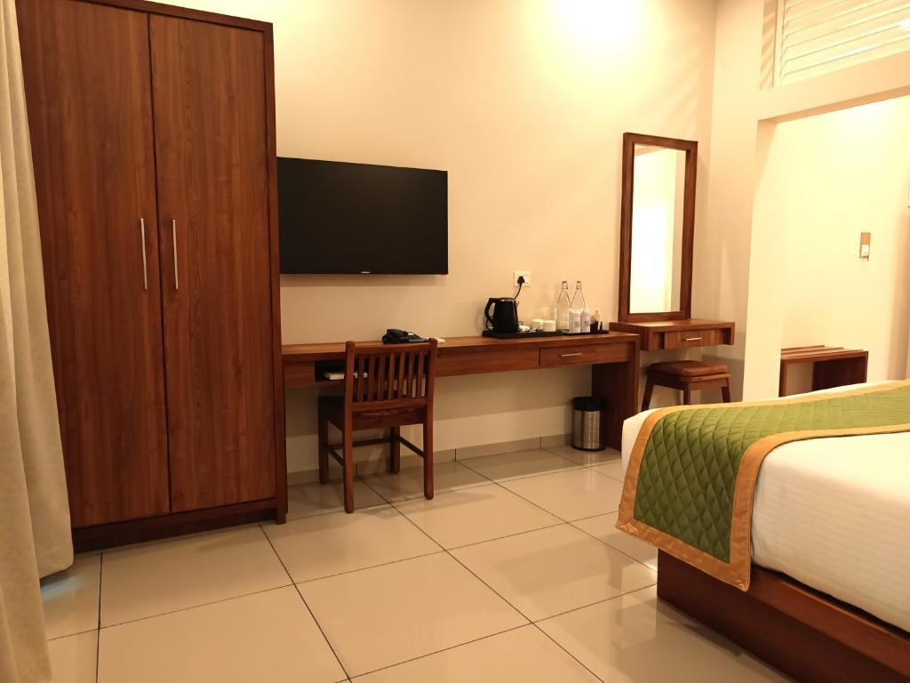 Misty Dale Munnar Resort & Spa x Solis Nature