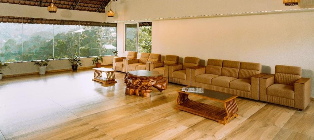 Misty Dale Munnar Resort & Spa x Solis Nature