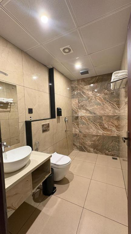 Misty Dale Munnar Resort & Spa x Solis Nature