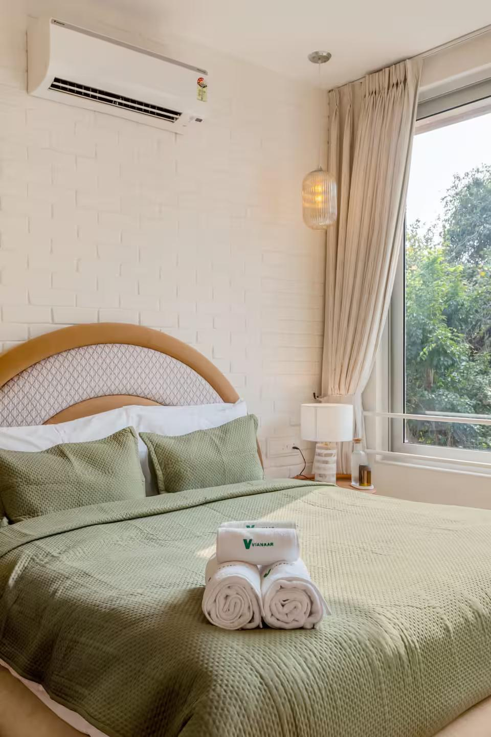 La Zacara Private Pool 2Bhk x Solis Nature