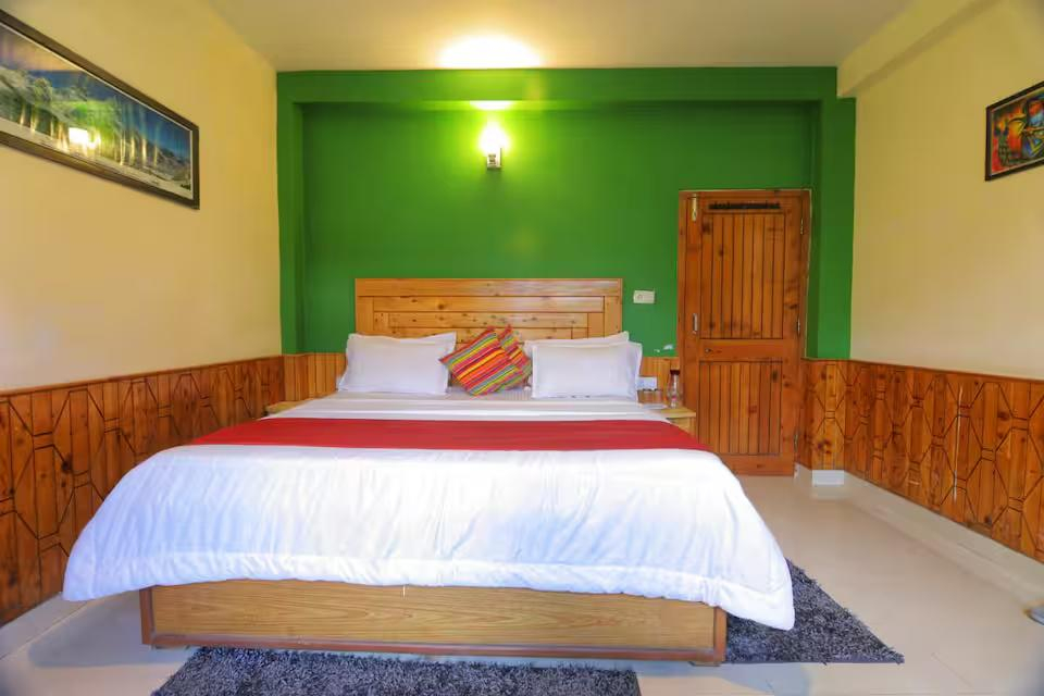 3BHK + 1 Kid Room, My-lo Cottage by Geeta Villas x Solis Nature