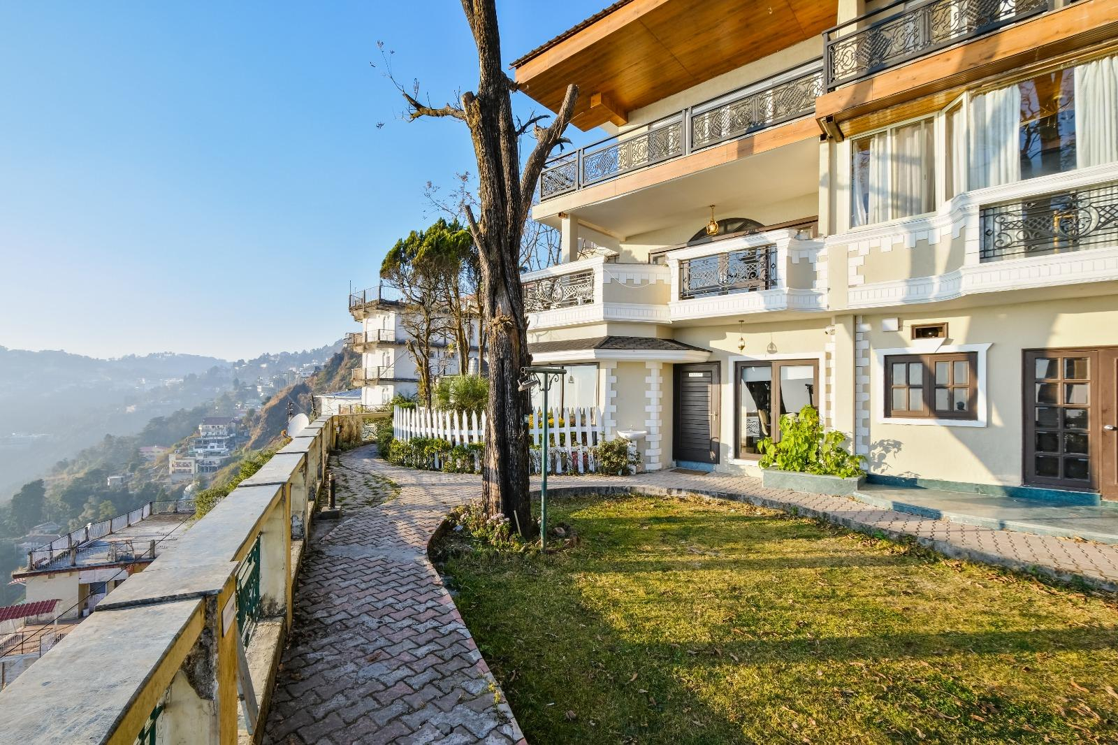 Peaceful 3BHK W/ Valley Views & Garden | Mall Road x Solis Nature