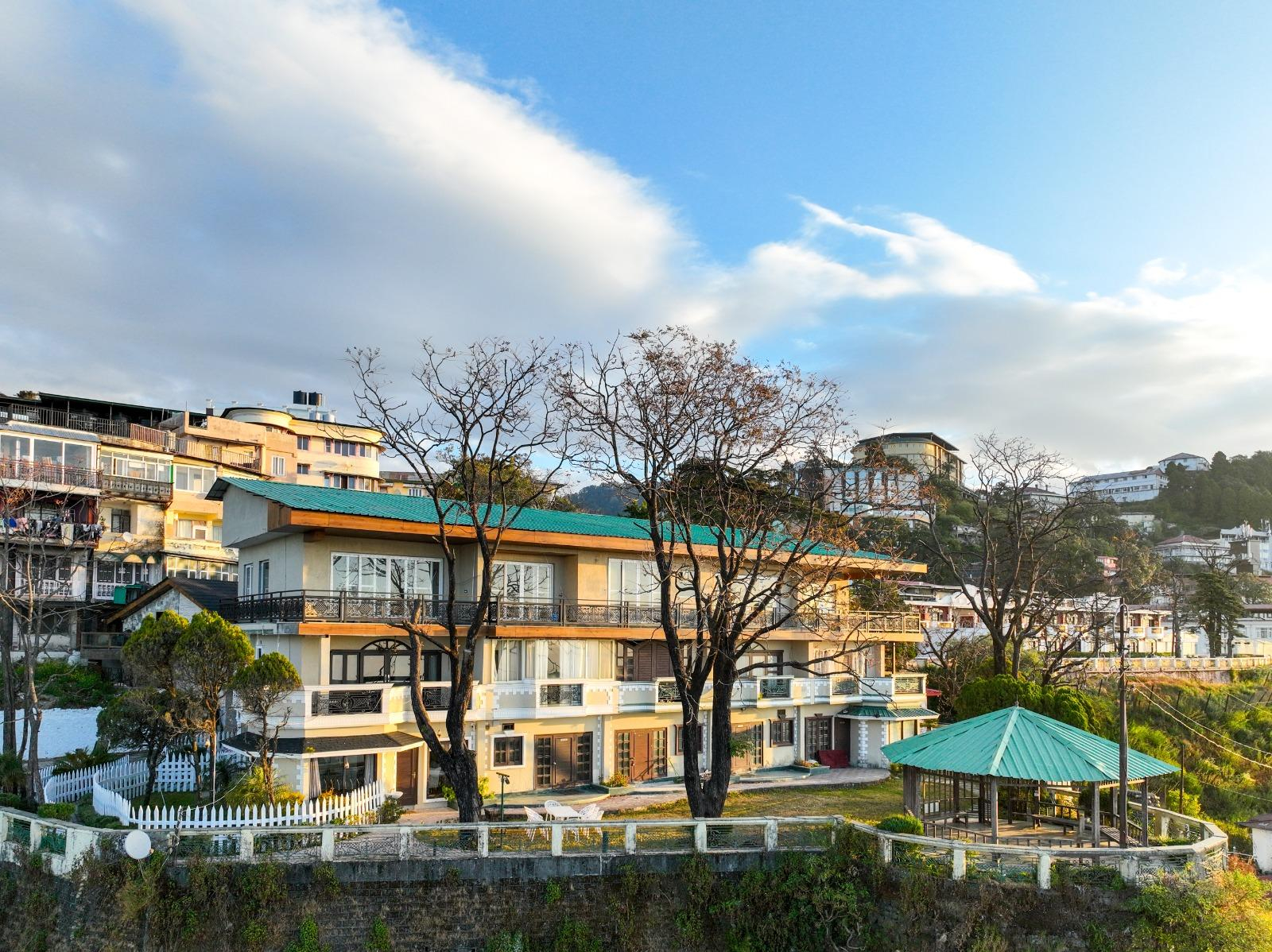 Peaceful 3BHK W/ Valley Views & Garden | Mall Road x Solis Nature