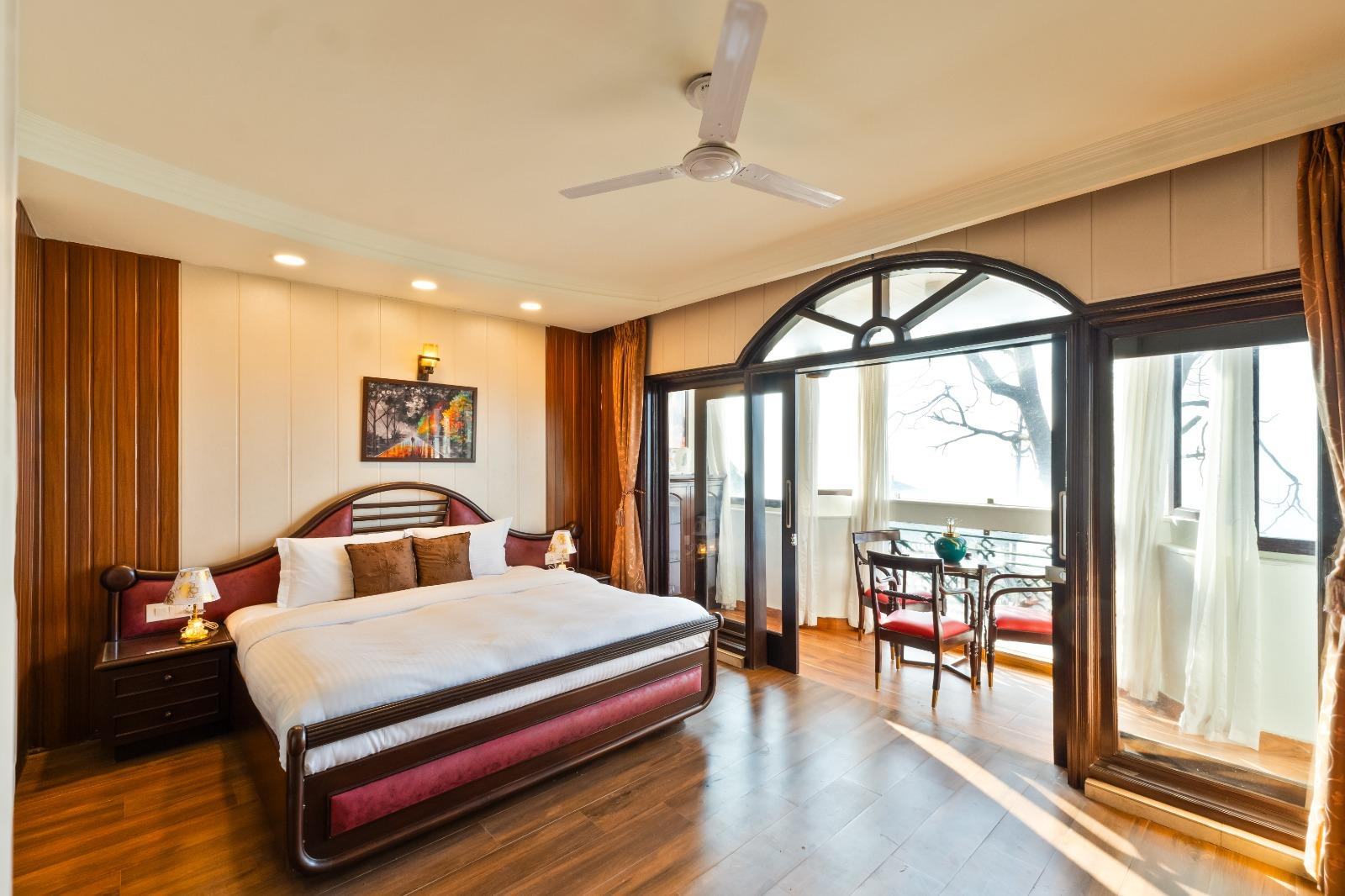 Peaceful 3BHK W/ Valley Views & Garden | Mall Road x Solis Nature