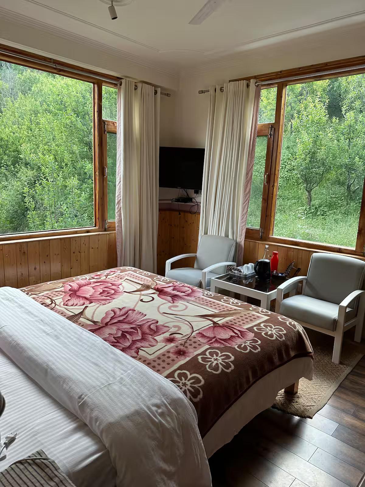 Pehlingpa Home's 3 private bedrooms x Solis Nature