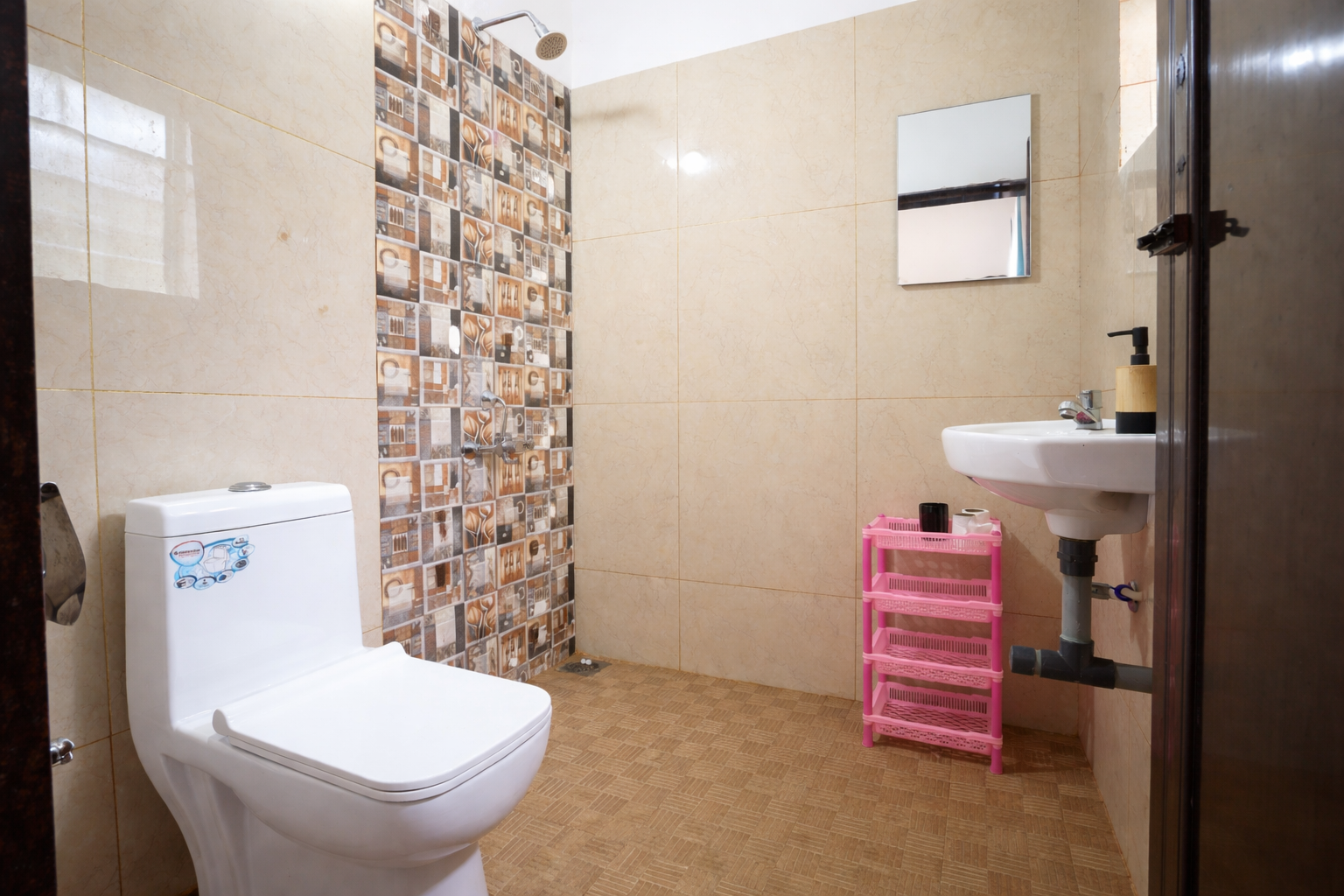 Nature's Inn 4BHK Private Pool Villa in Morjim x Solis Nature