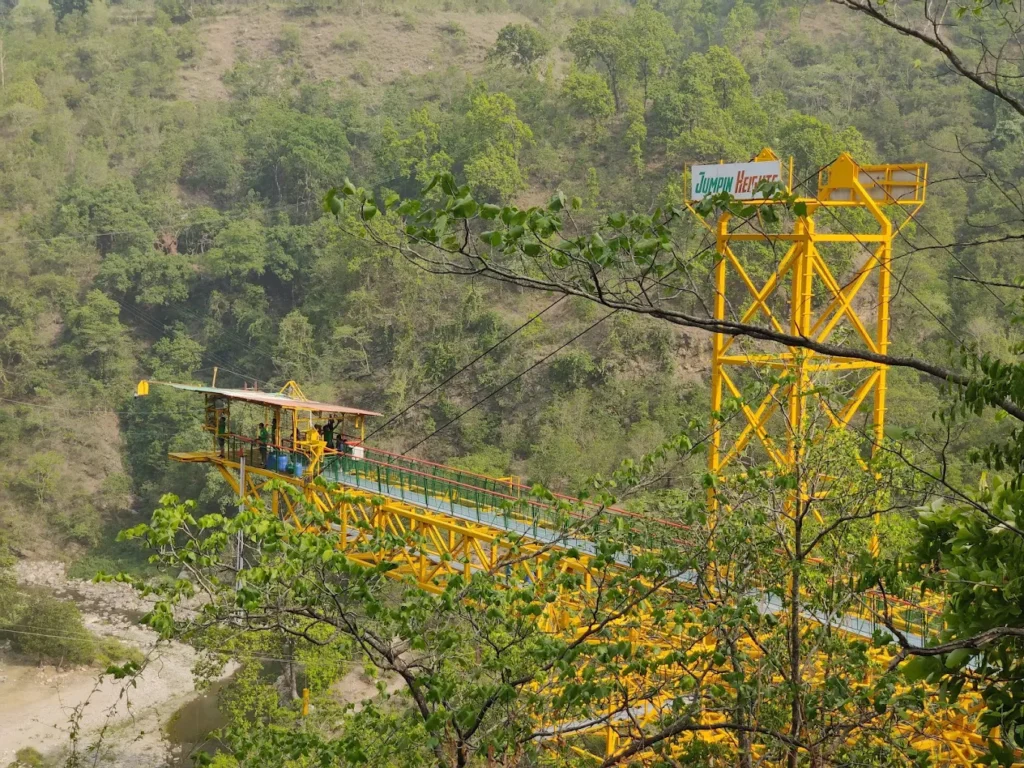 Bungee Jumping in Mohan Chatti