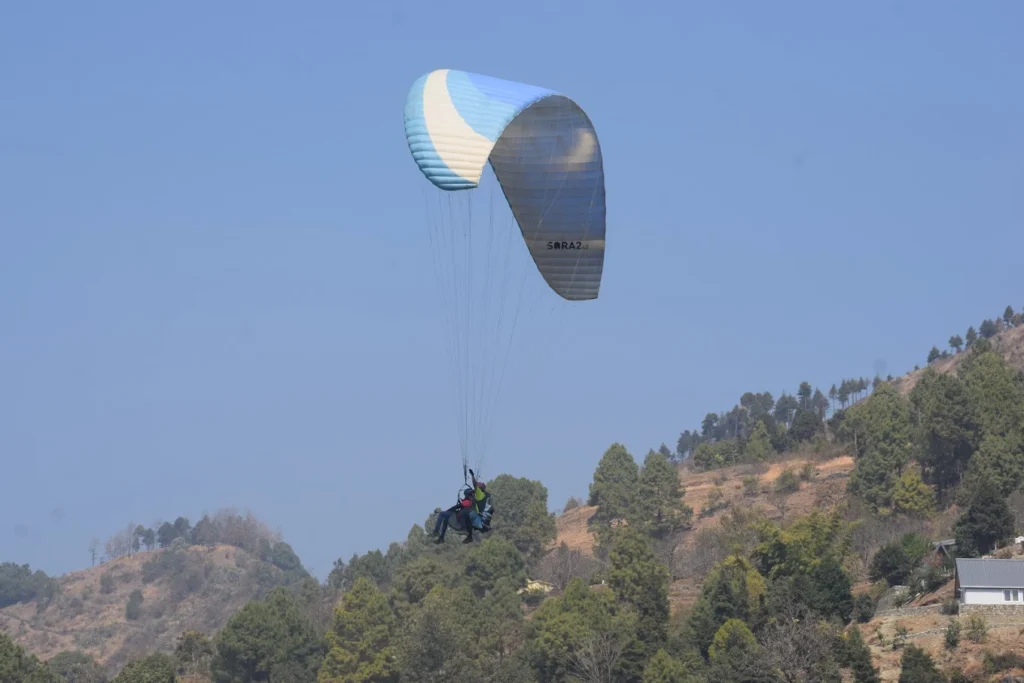 Paragliding in Naukuchiatal